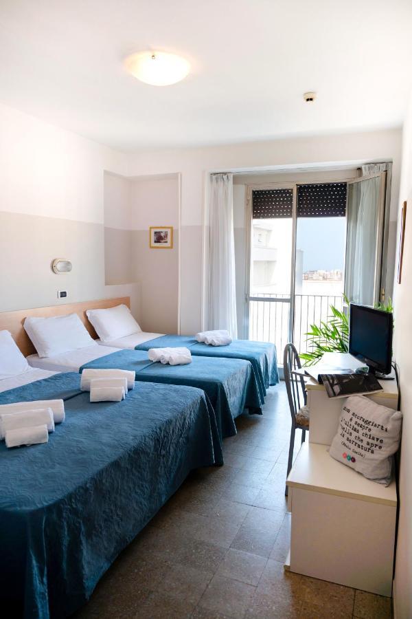 Hotel Selene - Vista Mare Riccione Szoba fotó