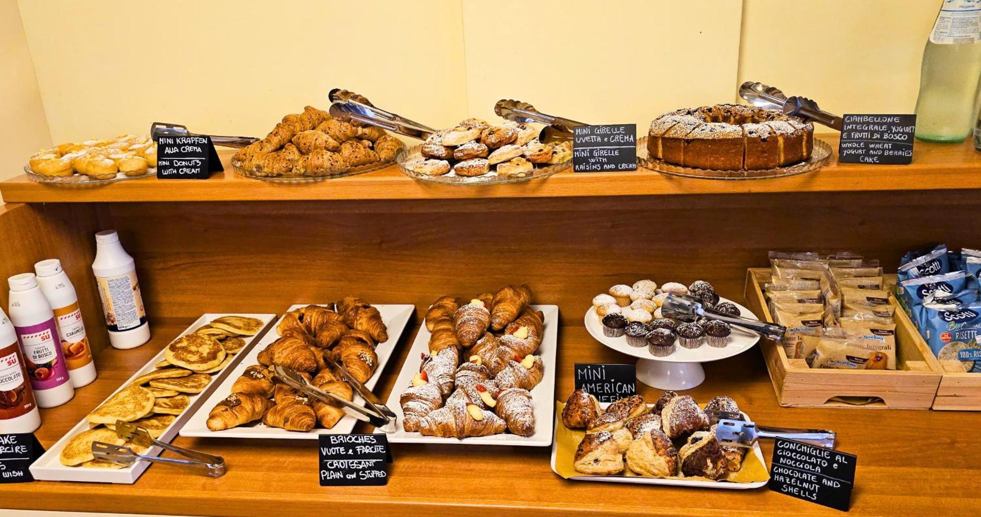 Hotel Selene - Vista Mare Riccione Kültér fotó