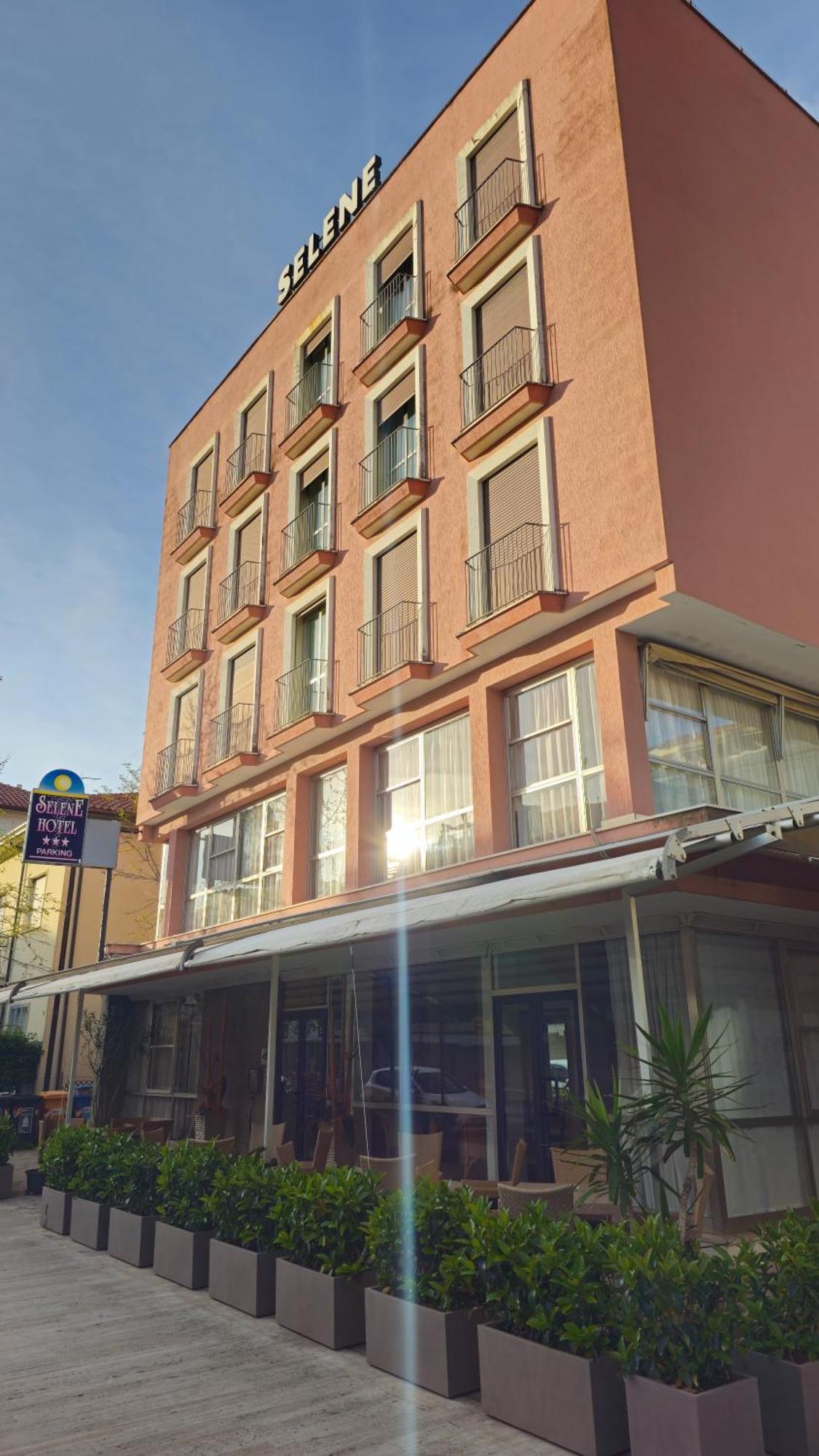 Hotel Selene - Vista Mare Riccione Kültér fotó